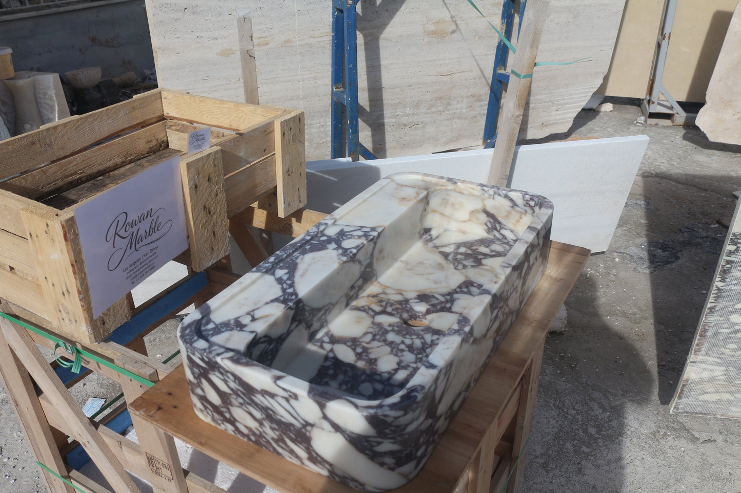 24’’ Calacatta Dark Viola Marble Sink | Floating | Smooth Design
