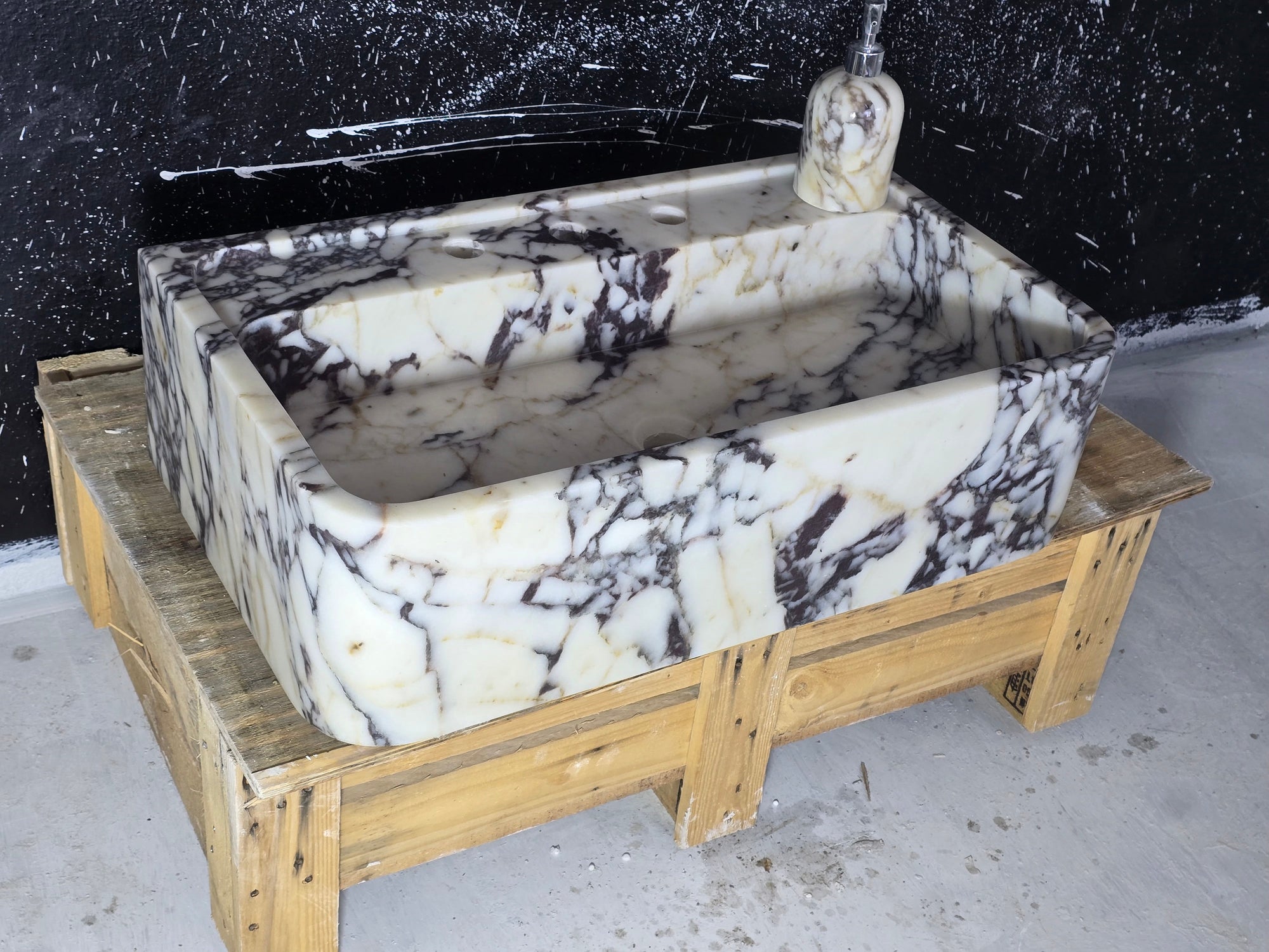24’’ Calacatta Viola Marble Sink – Wall Mounted Floating Vanity – Luxury Bathroom Sink Handmade