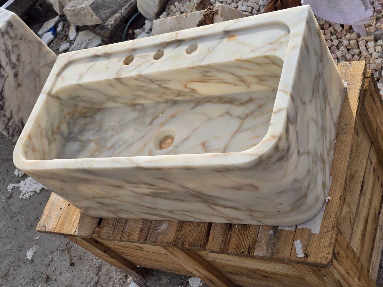 30’’ Calacatta Gold Marble Sink – Wall Mounted Floating Vanity – Luxury Bathroom Sink Handmade
