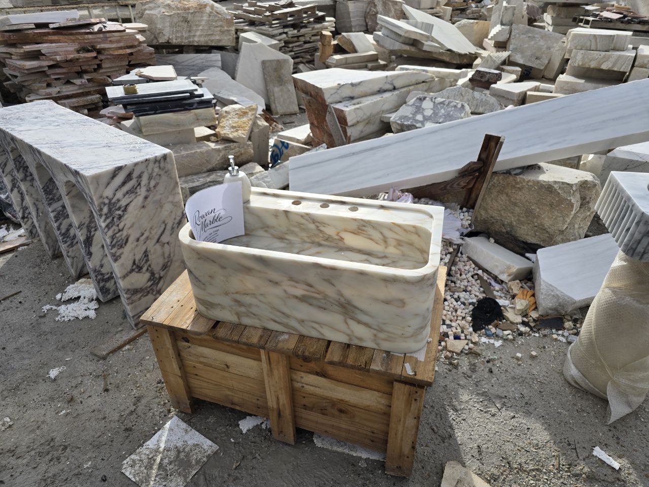 30’’ Calacatta Gold Marble Sink – Wall Mounted Floating Vanity – Luxury Bathroom Sink Handmade
