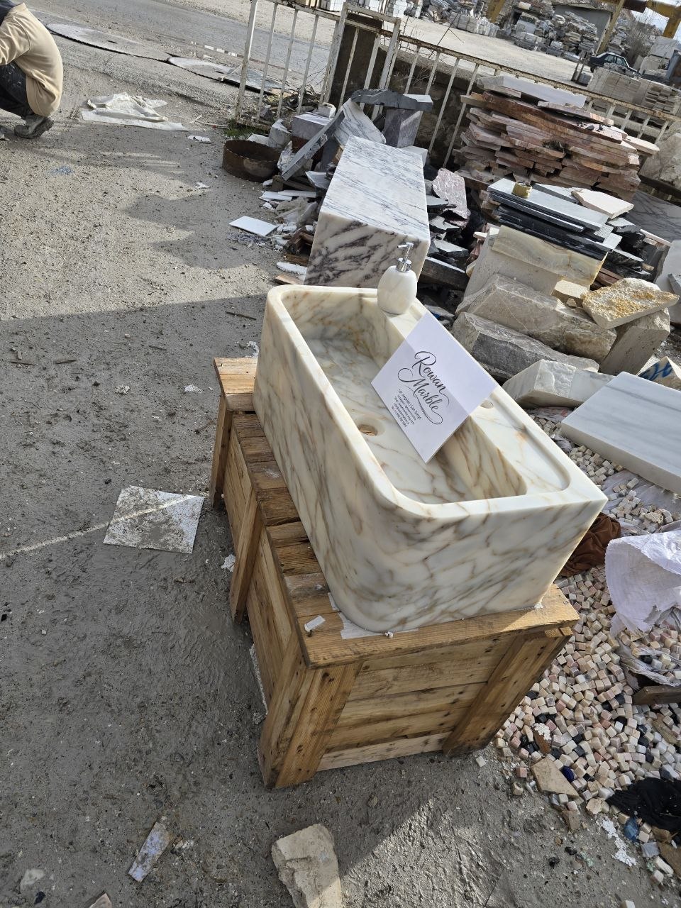 30’’ Calacatta Gold Marble Sink – Wall Mounted Floating Vanity – Luxury Bathroom Sink Handmade