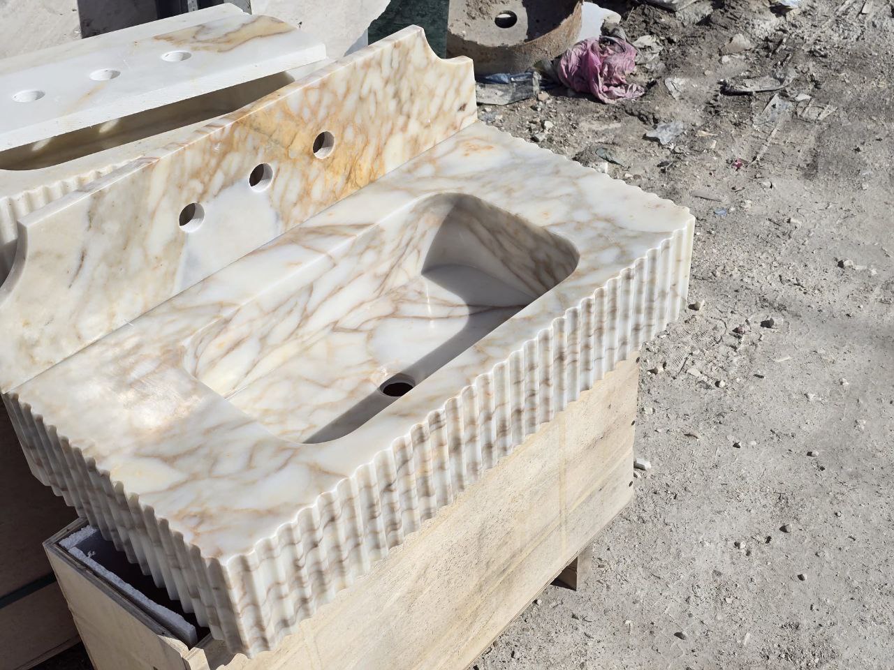30’’ Calacatta Gold Marble Sink | Wall Mounted | Fluted | Backsplash