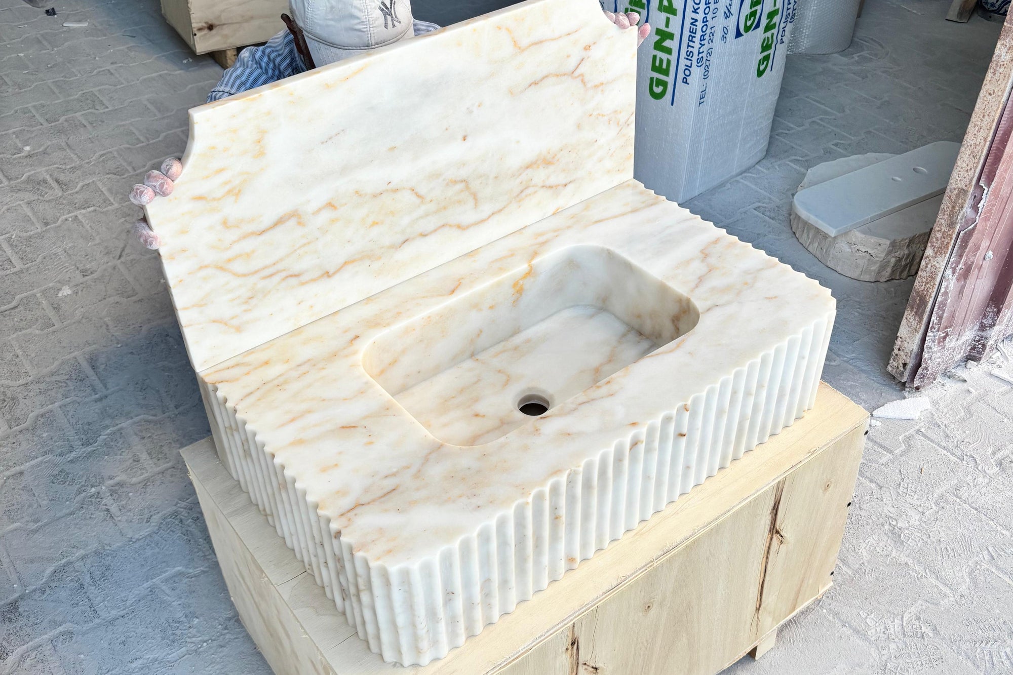 30’’ Calacatta Gold Marble Sink | Wall Mounted | Fluted | Backsplash