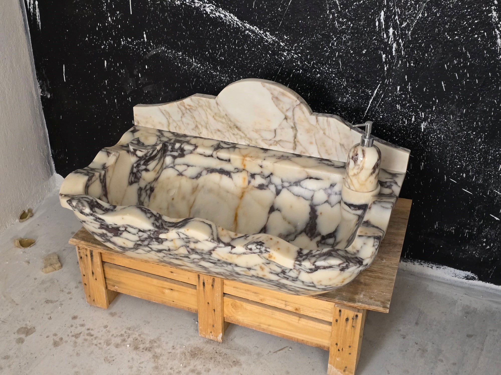 30’’ Calacatta Viola Wave Front Marble Sink – Wall Mounted Floating Vanity – Luxury Bathroom Sink Handmade
