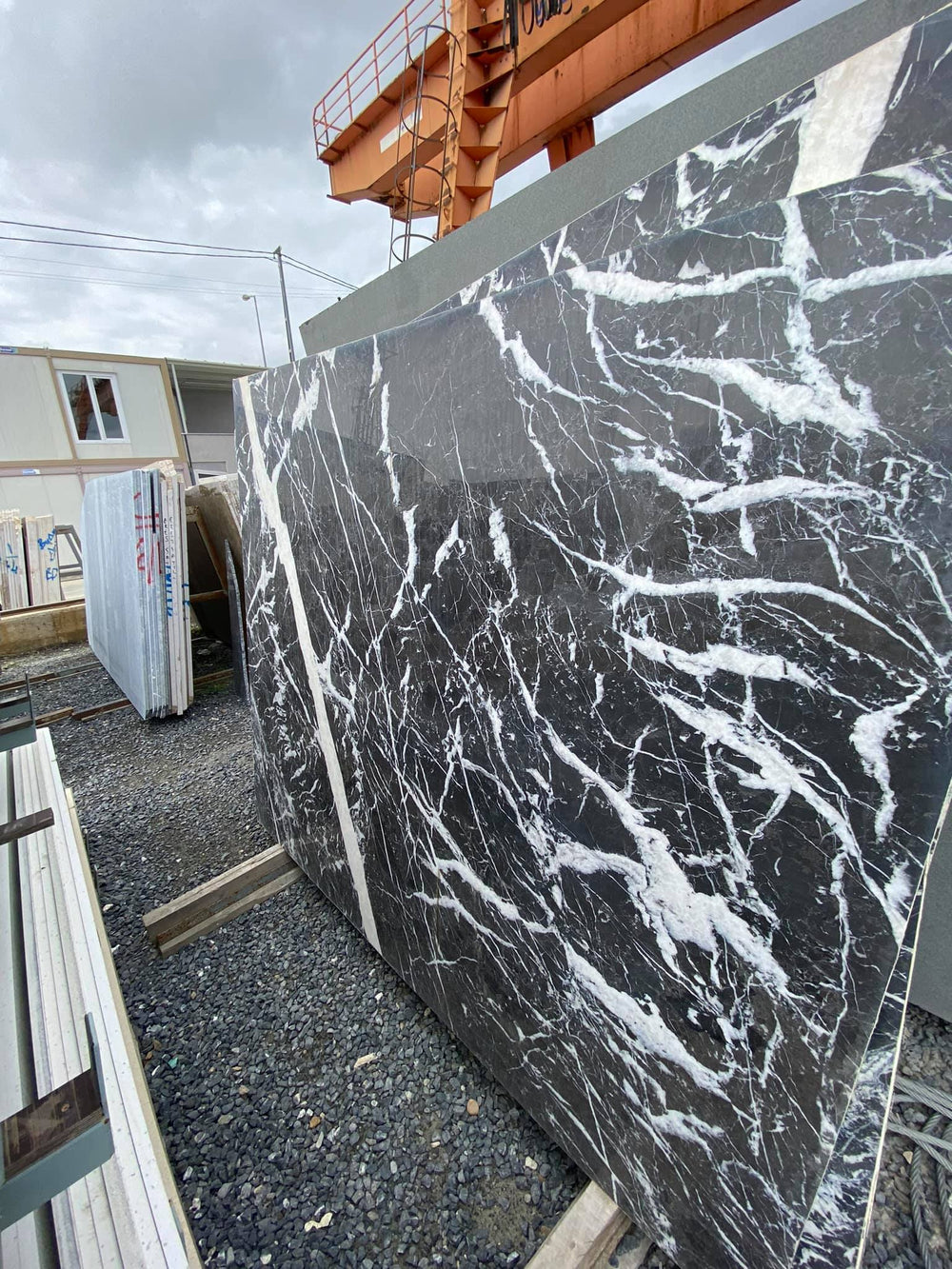 NERO MARQUINA - Image 3