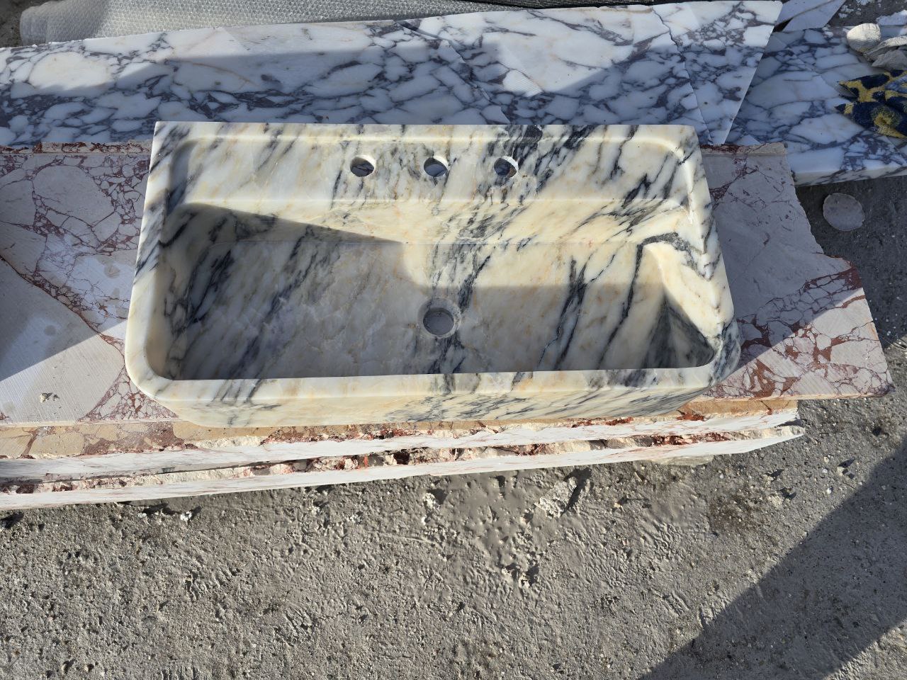 Calacatta Bej Marble Sink 24’’ – Wall Mounted Floating Vanity – Luxury Bathroom Sink Handmade