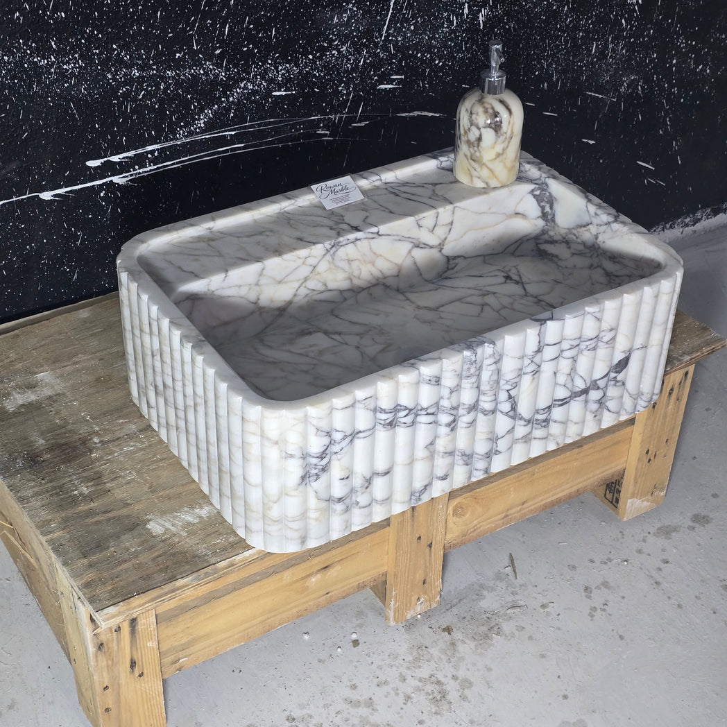 Calacatta Marble Sink 24’’ – Wall Mounted Floating Vanity – Luxury Bathroom Sink Handmade