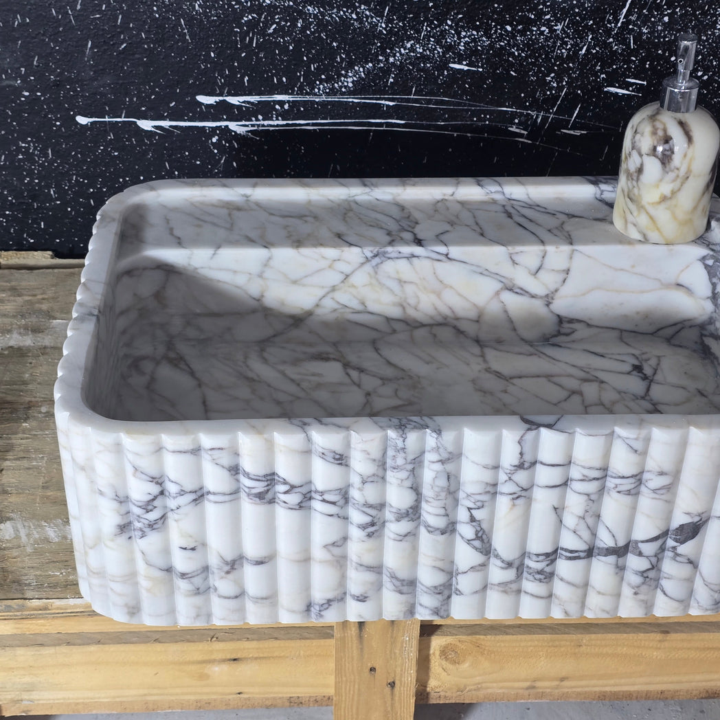 Calacatta Marble Sink 24’’ – Wall Mounted Floating Vanity – Luxury Bathroom Sink Handmade