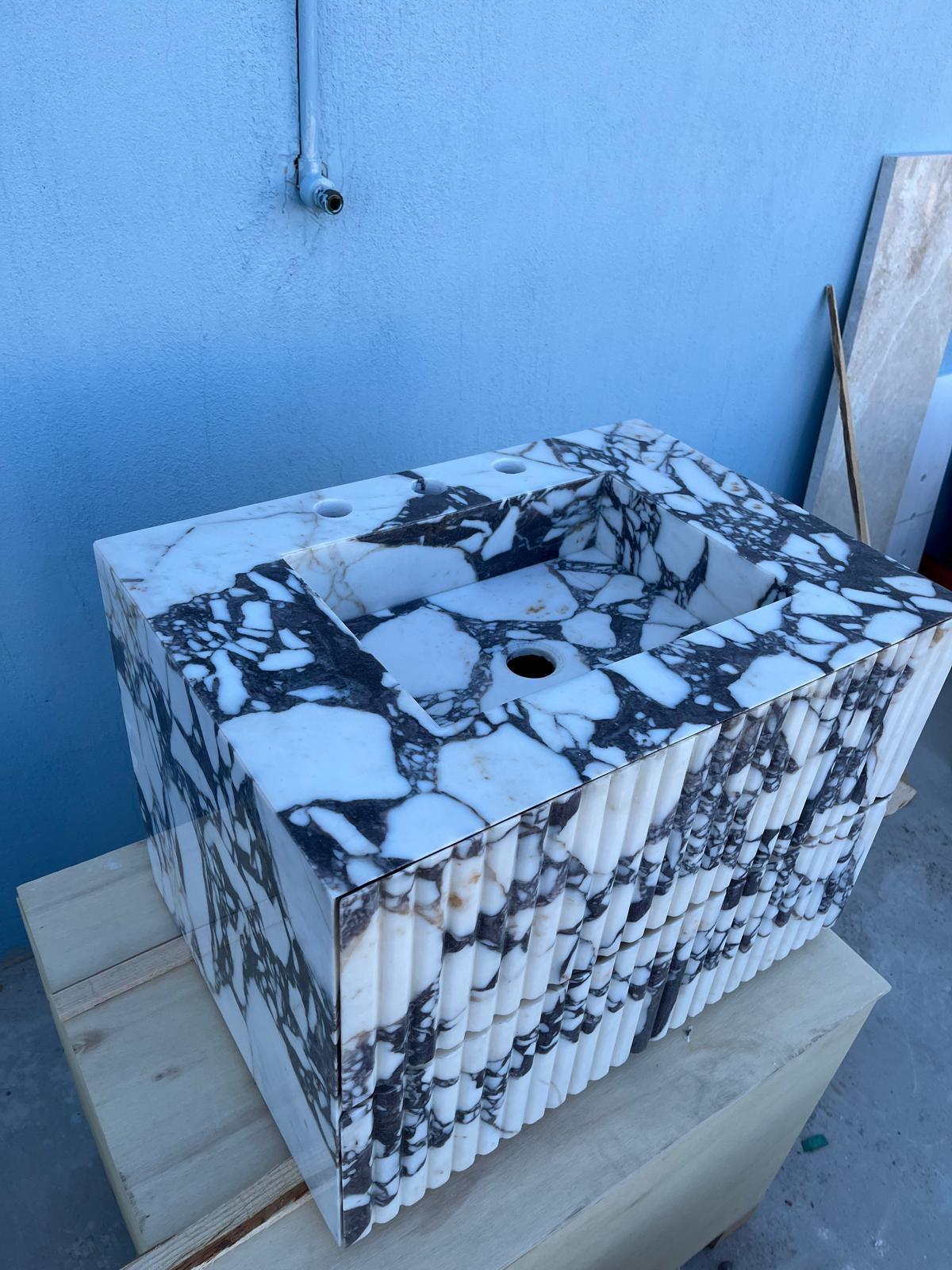 Calacatta Viola Floating Marble Vanity with Drawer – Fluted Front Wall Mounted Sink – Luxury Bathroom Design