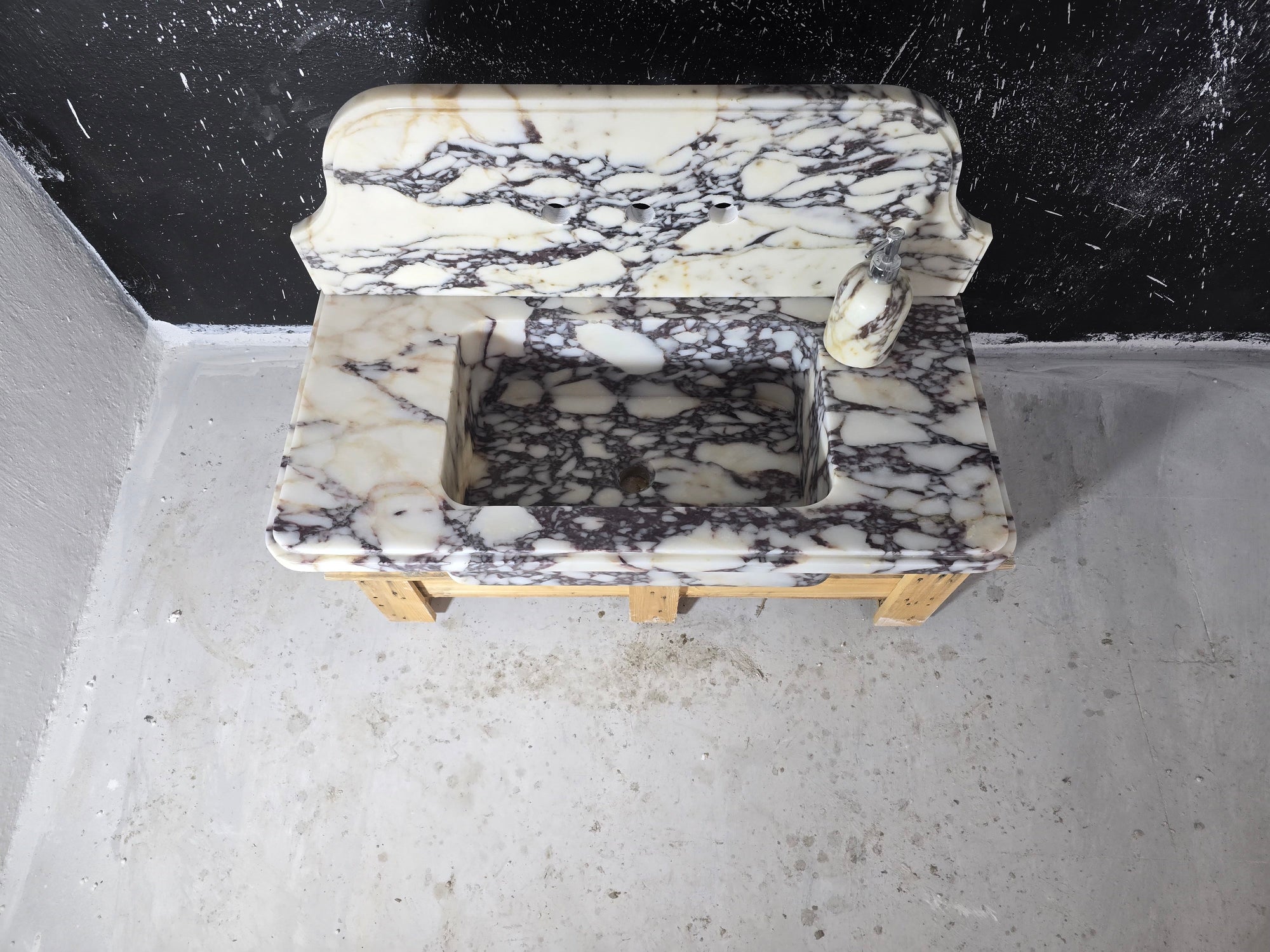 Calacatta Viola with backsplash Marble Sink 30’’ – Wall Mounted Floating Vanity – Luxury Bathroom Sink Handmade