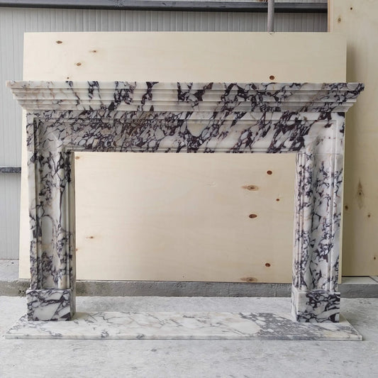 Calacatta Viola Mantel