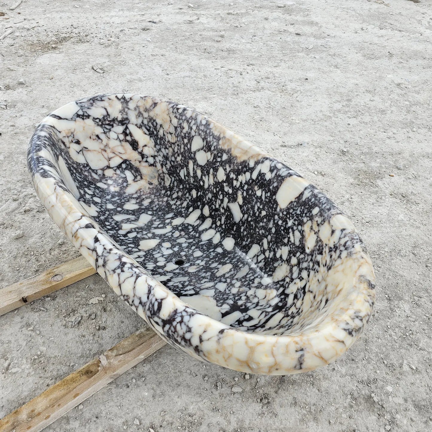 Calacatta Viola Marble Bathtub