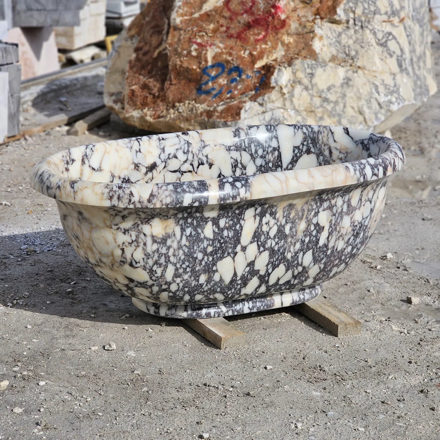 Calacatta Viola Marble Bathtub